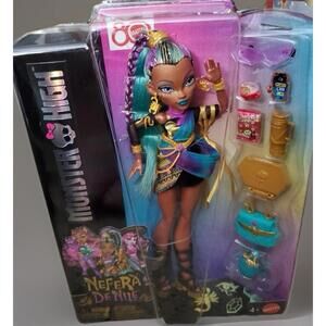 Monster High Nefera de Nile  80th Anniversary